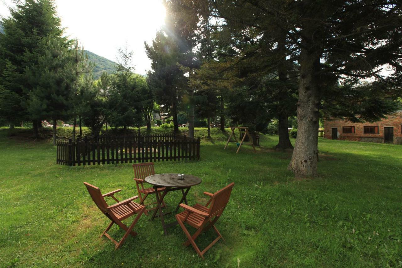 Hotel Poldo La Guingueta D'Aneu Εξωτερικό φωτογραφία