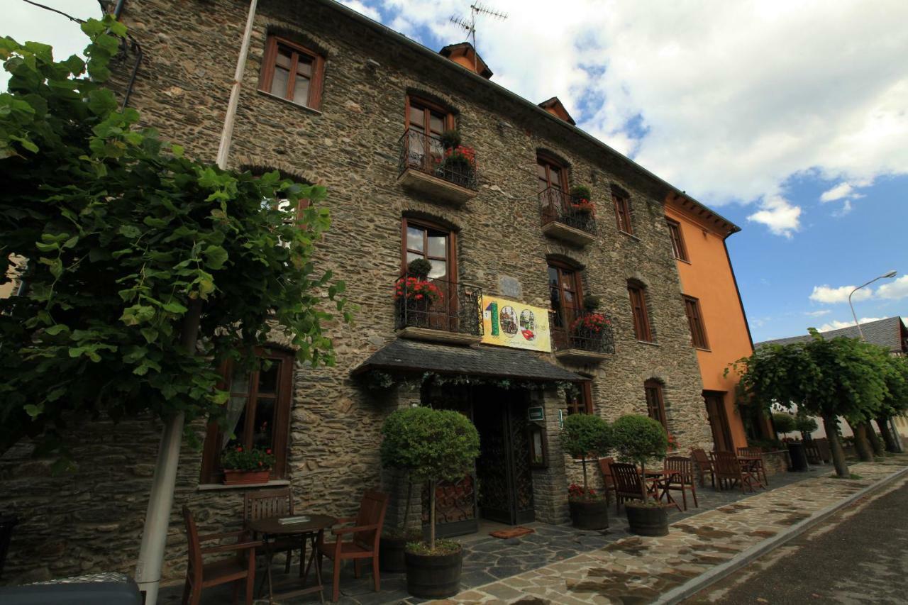 Hotel Poldo La Guingueta D'Aneu Εξωτερικό φωτογραφία