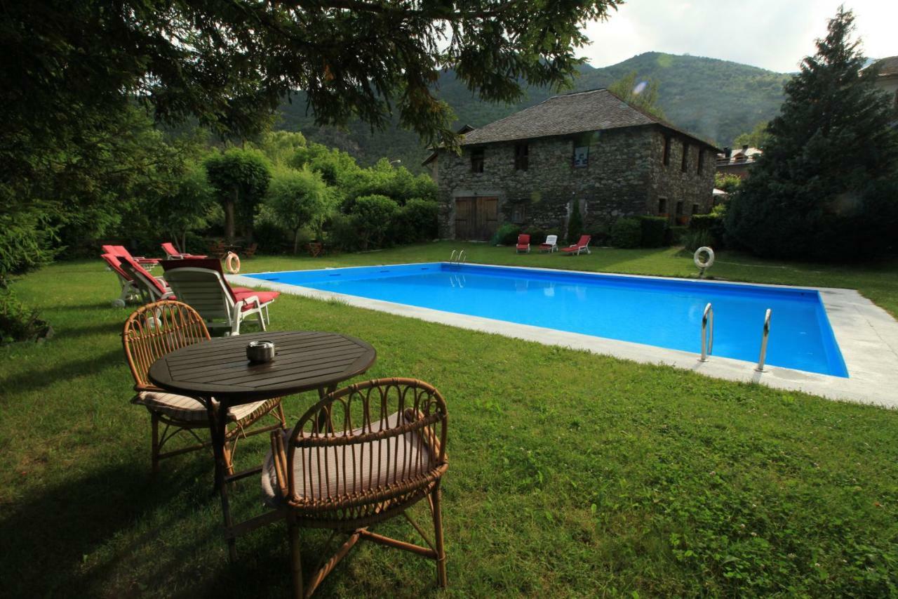 Hotel Poldo La Guingueta D'Aneu Εξωτερικό φωτογραφία